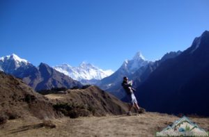Per day basic Mt Everest base camp trek guide cost