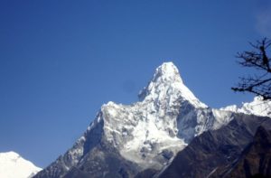 Everest Discovery and Ama Dablam trek