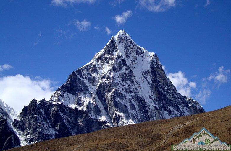 Top 10 Nepal trekking tours - Best treks in Nepal Everest region Himalayas, Nepal