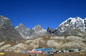 Lobuche to Dzongla Nepal after Everest base camp Kalapatthar trek to Gokyo village