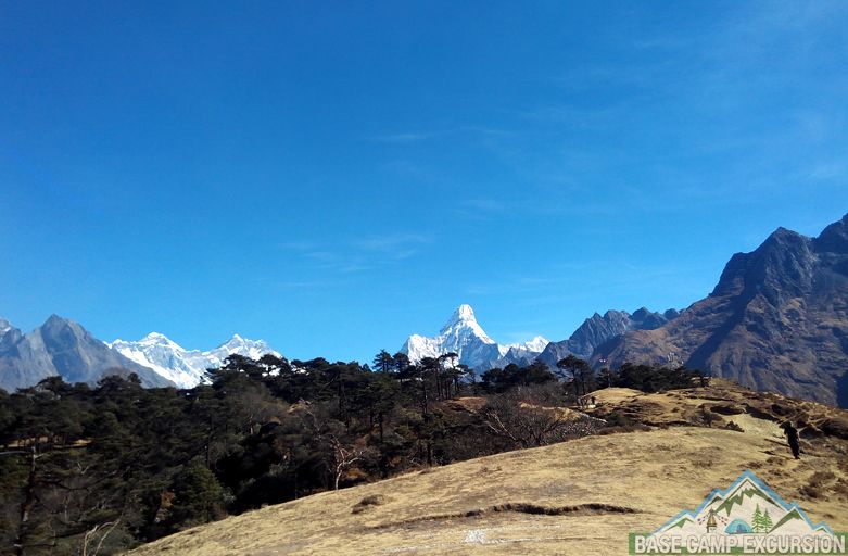 deluxe adventure trip to Mount Everest base camp trek in style with Kala Patthar excursion