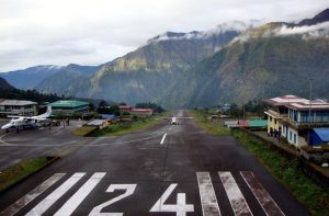 Lukla Airport Nepal - What is the closest airport to Mount Everest