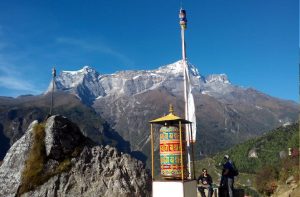 How far is it from Lukla to Everest base camp - Daily distances traveled on lukla to everest base camp trek route