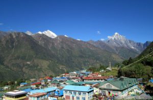 Nearest airport to Mount Everest and Lukla airport code LUA at Lukla town in Nepal