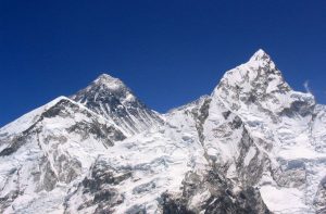 When is the best time to climb Mount Everest south east ridge Nepal - Best time to go to climb Everest expedition