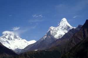 Hike to Everest base camp - Spring season trekking holidays to Everest base camp Nepal