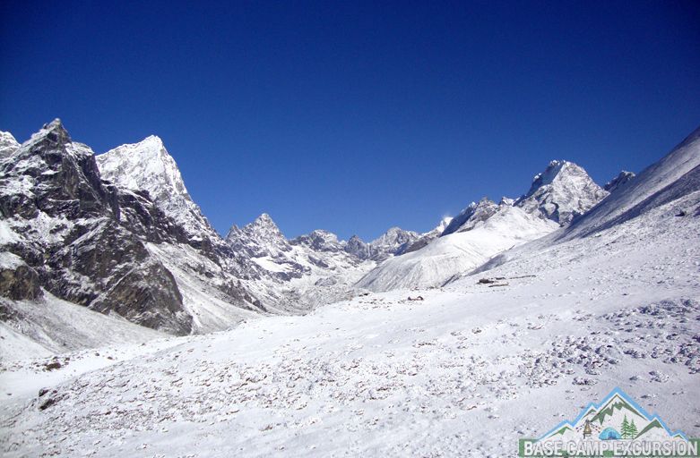 Best mid winter trekking in Nepal packages on lower elevations