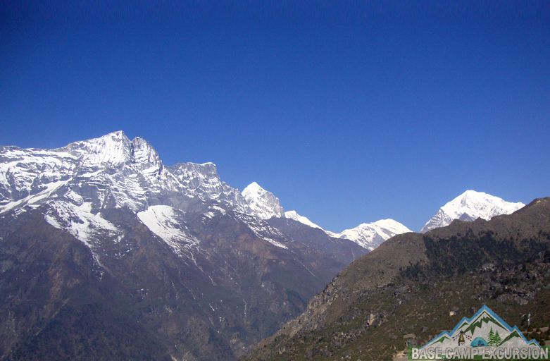 Rolwaling to Everest base camp trek via Tashi Lapcha pass
