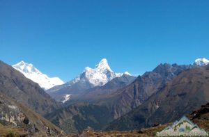 Daily budget with Mt. Everest base camp trek facts & conditions