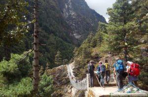 Crossing Hillary suspension Bridge trip report & podcast of Everest base camp trek suspension bridges